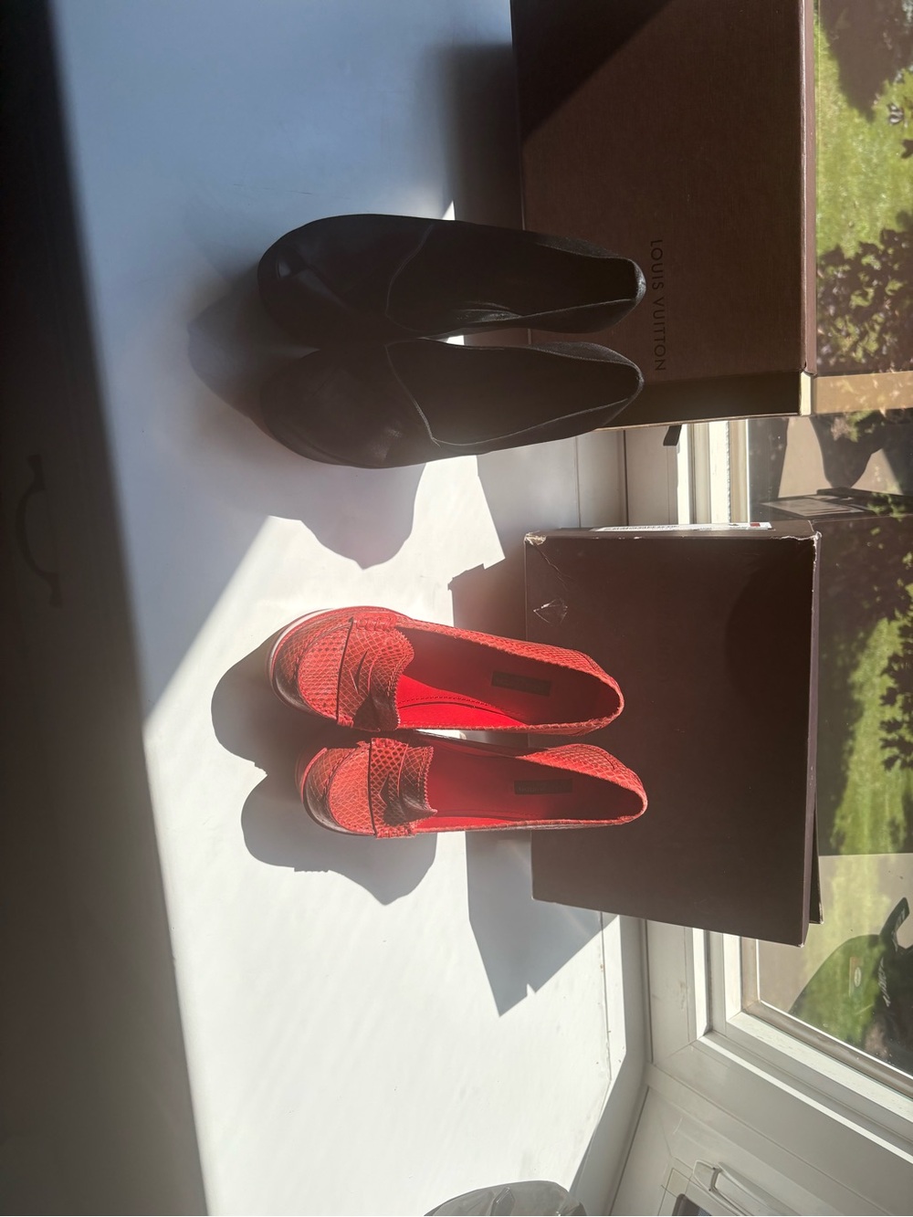 Bundle 2 pairs Louis Vuitton Wedge Heels 1 black 1 Red - size 37 - Picture 3 of 17